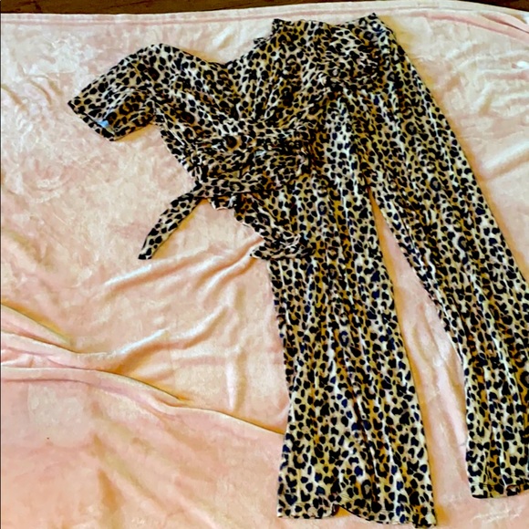 Pants set very stretchy - Picture 1 of 4